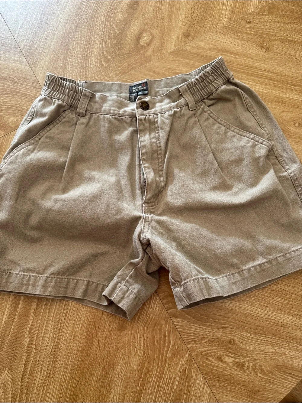 Royal Robbins Men's Khaki Flat-Front Elastic-Waist Shorts